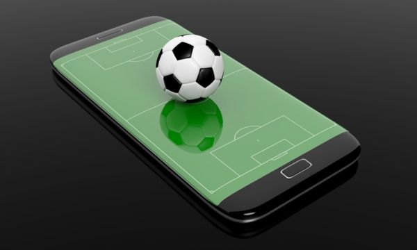 Don’t miss a shot! List of apps to watch football on your cell phone