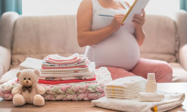 What to pack in your baby’s maternity bag