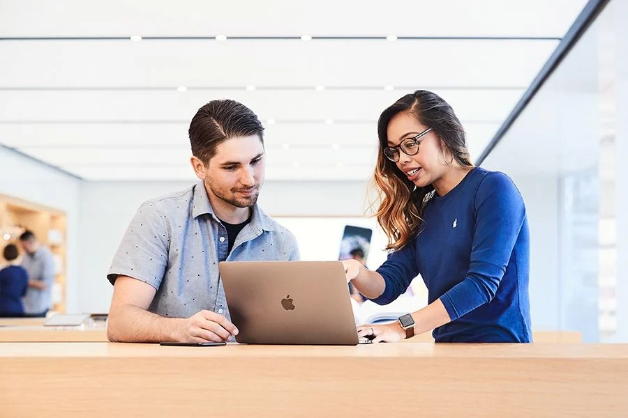 Working at Apple, retail and corporate teams